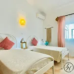 Villa Harmony - Stylish - Pool & Terrace