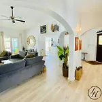 Harmony - Stylish - Pool & Terrace * ポルティマン