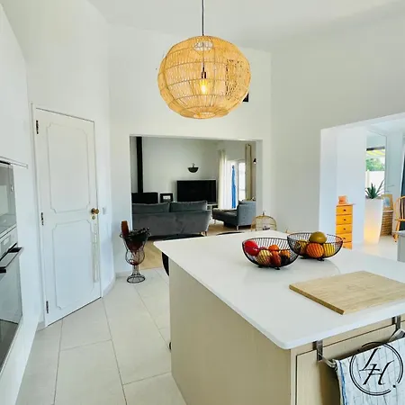 Villa Harmony - Stylish - Pool & Terrace